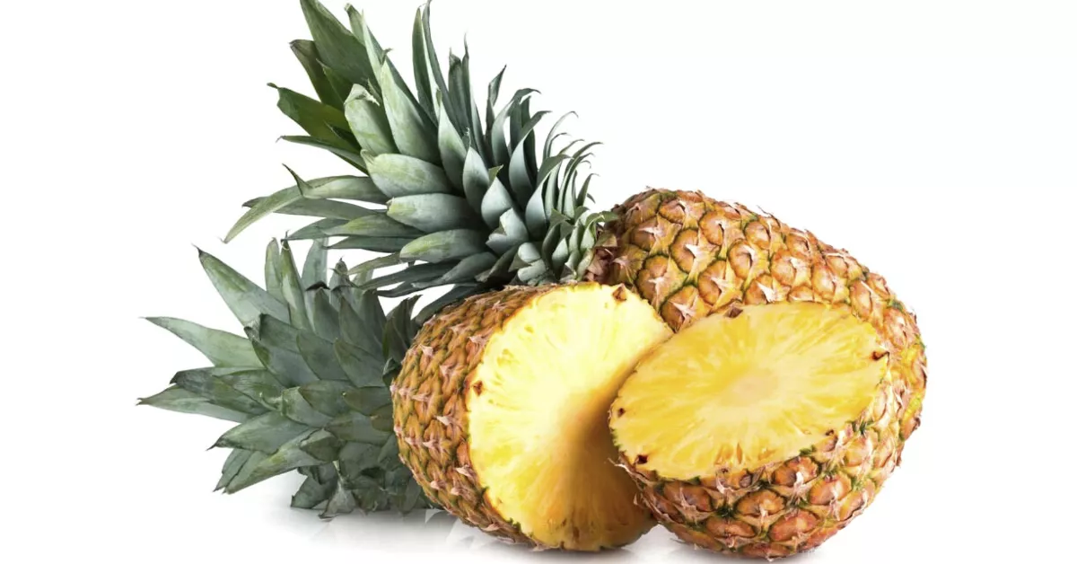 Pineapple cut into slices